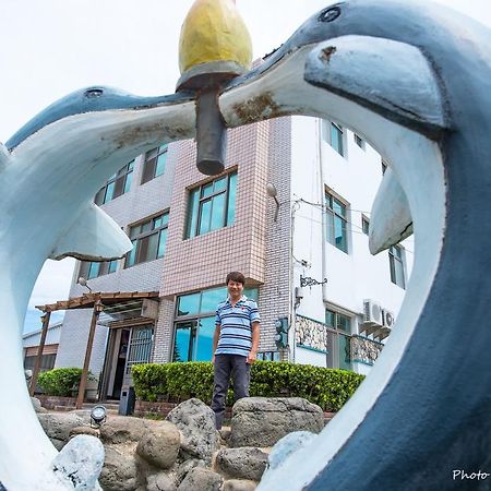 Love With Dolphin B&B Magong Bagian luar foto