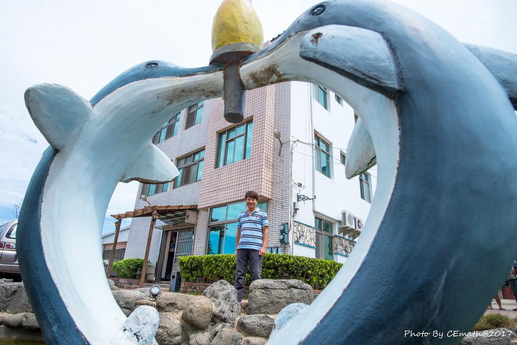 Love With Dolphin B&B Magong Bagian luar foto